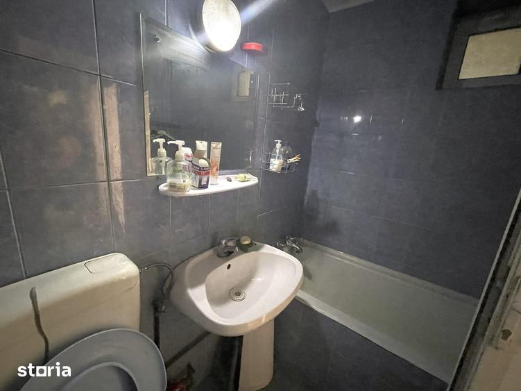 Apartament cu 3 camere decomandat în Decebal