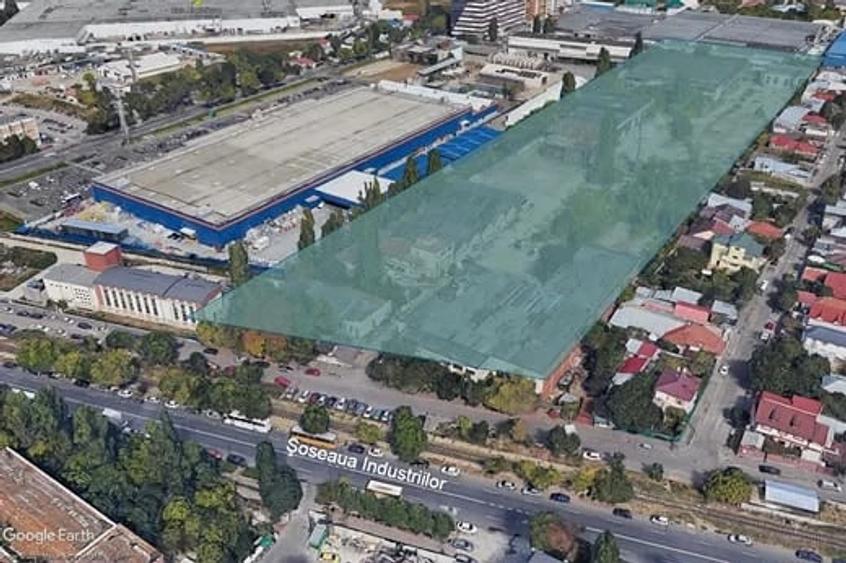 Teren de 1831 mp, în Titan