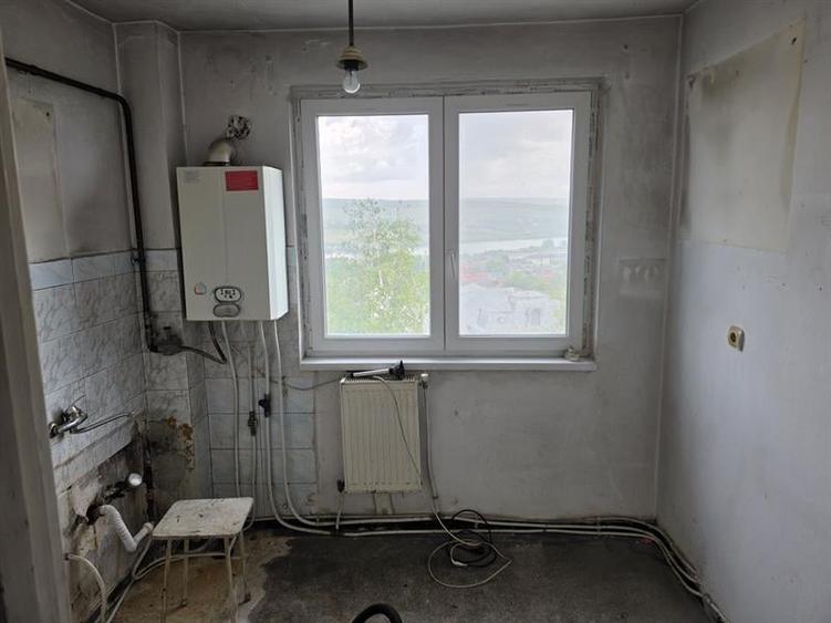 Apartament cu 2 camere semidecomandat în Fălticeni