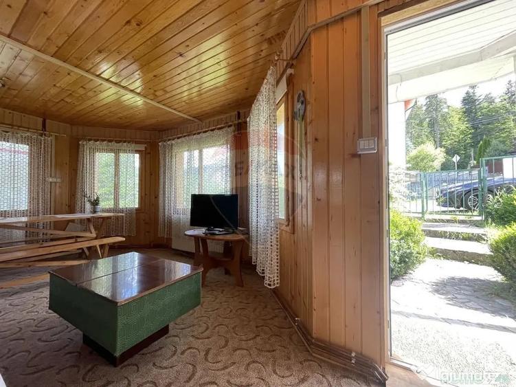 Casă cu 4 camere cu Teren 360 Mp în Central