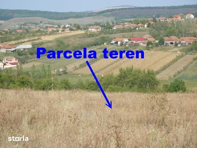 Teren de 2165 mp, în Hidiș