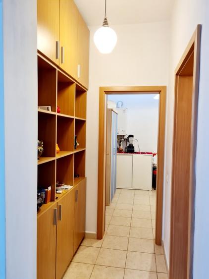 Casă individuală cu 5 camere cu Canalizare în Andronache