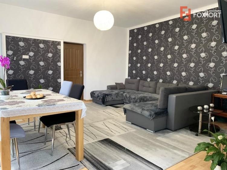 Duplex cu 5 camere cu Canalizare în Săcălaz