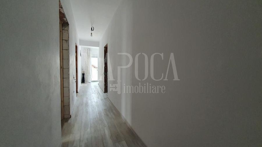 Casă individuală cu 4 camere cu Canalizare în Centura