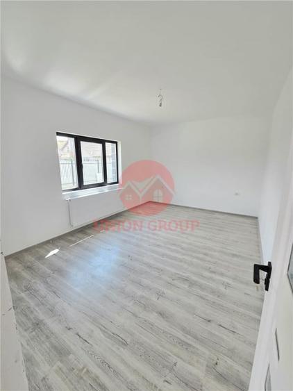 Casă cu 3 camere cu Teren 411 Mp în Valu lui Traian