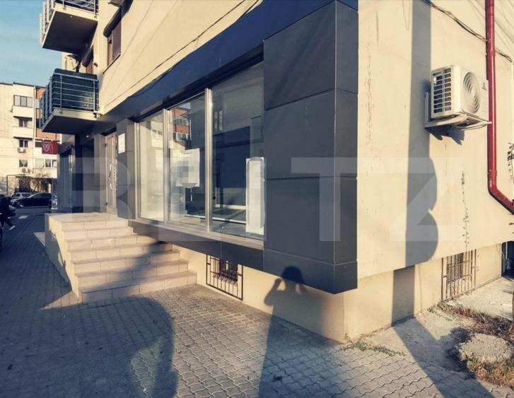 Spațiu comercial, de 41 mp, în Curtea de Argeș