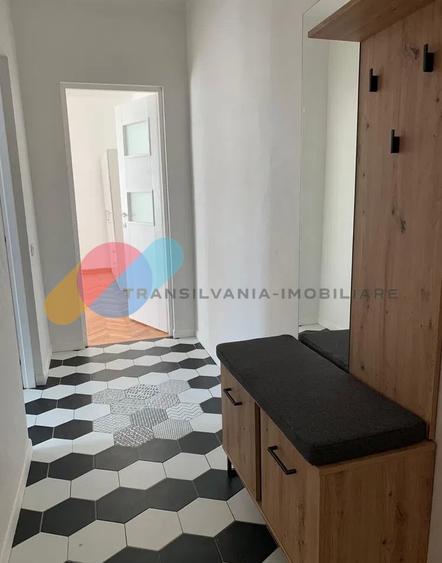 Apartament cu 2 camere semidecomandat în Semicentral