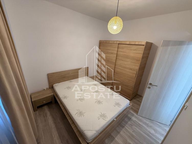 Apartament cu 2 camere semidecomandat, mobilat în Giroc