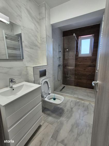 Apartament cu 2 camere în Apărătorii Patriei