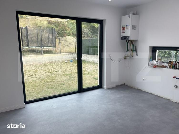 Casă cu 4 camere cu Teren 240 Mp în Central