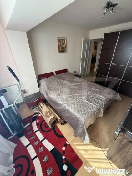 Apartament cu 3 camere decomandat în Ștefan cel Mare