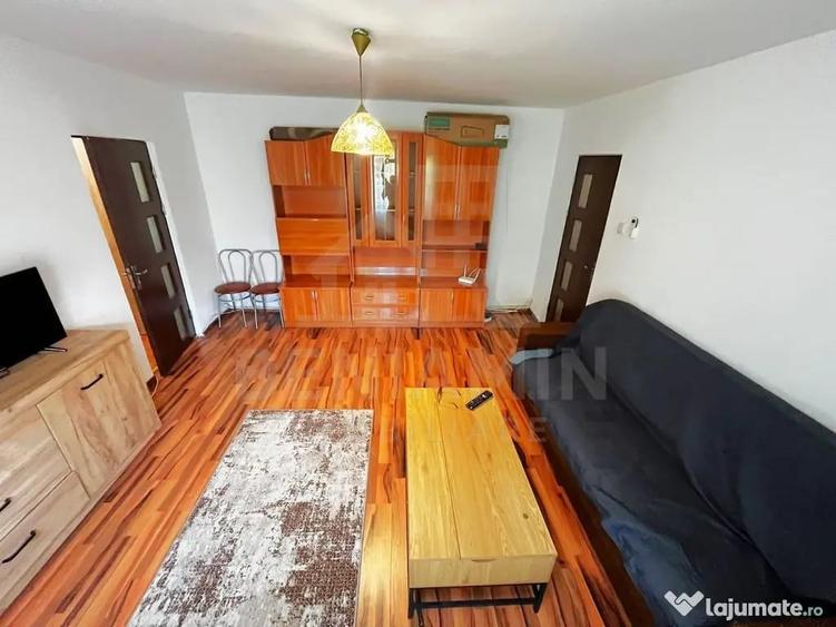 Apartament cu 3 camere decomandat în Titulescu