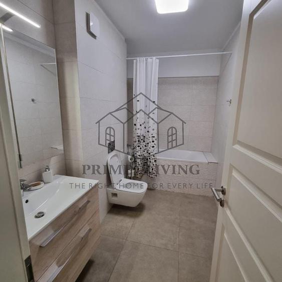 Apartament cu 3 camere, mobilat în Victoriei