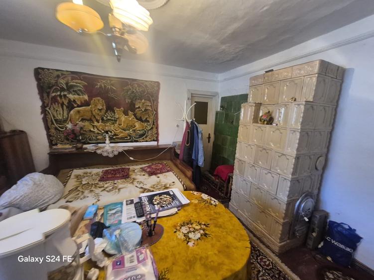 Casă cu 8 camere cu Teren 719 Mp în Vânători-Neamț