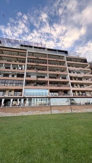 Apartament cu 3 camere semidecomandat, mobilat în Central
