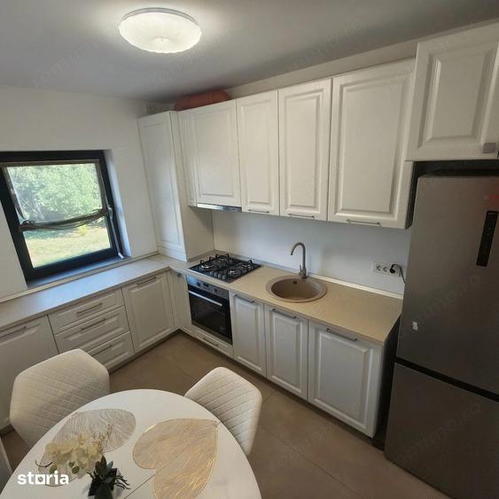 Apartament cu 2 camere decomandat în Dumbrăvița