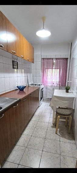 Proprietar inchiriez garsoniera