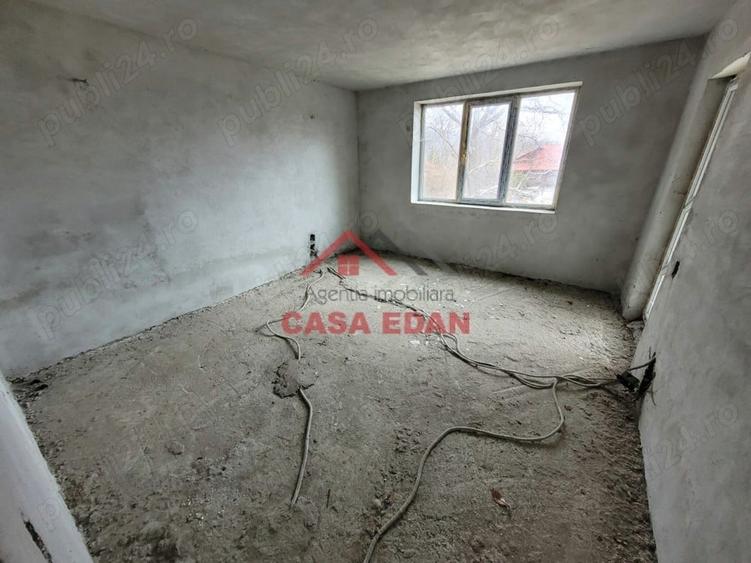 Casă cu 3 camere în Breaza