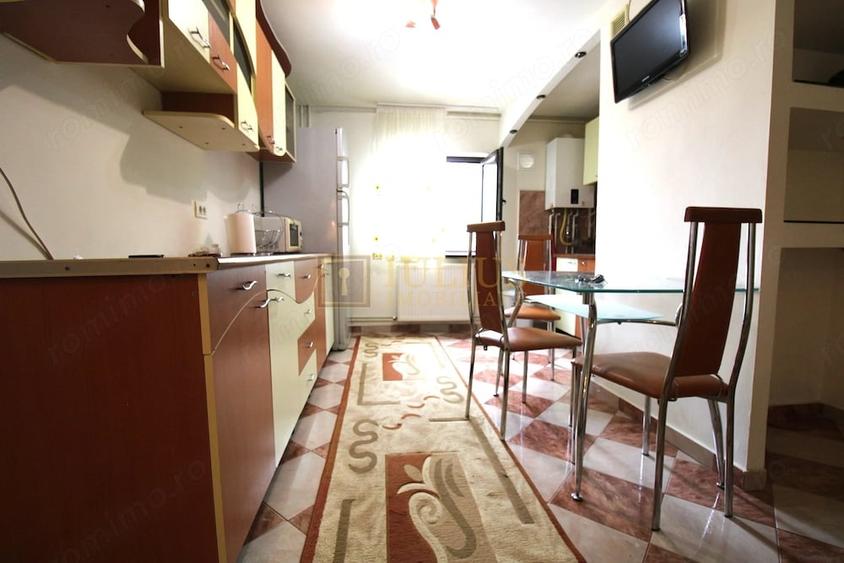 Apartament cu 2 camere decomandat în Bucovina