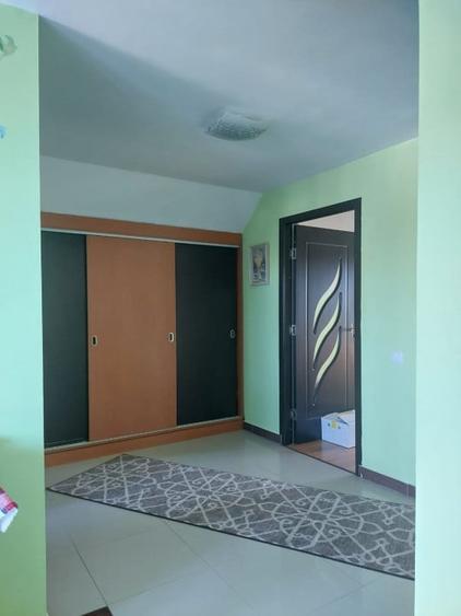 Casă individuală cu 6 camere cu Teren 561 Mp în Săucești