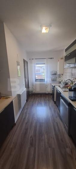 Duplex cu 5 camere cu Canalizare în Sânpetru