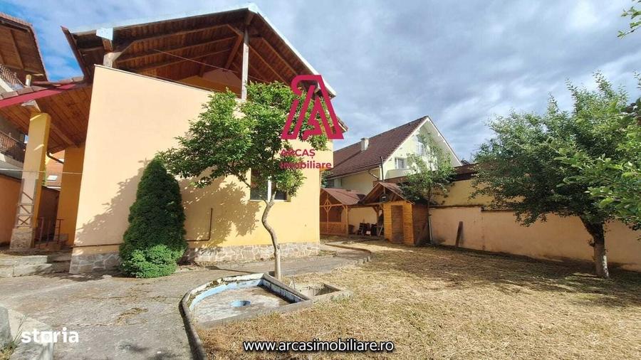 Casă cu 4 camere cu Teren 970 Mp în Sub Arini