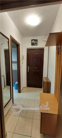 Apartament cu 2 camere nedecomandat, mobilat în Tătărași