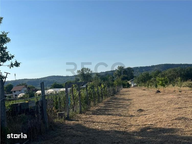 Casă cu 2 camere cu Teren 2297 Mp în Oșorhei