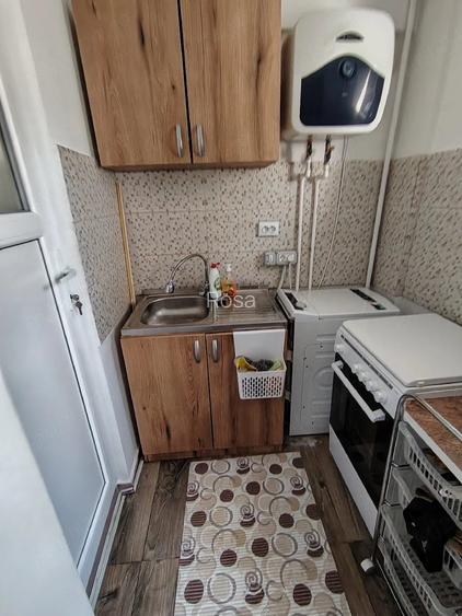Privat inchiriez garsoniera