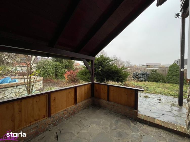 Casă cu 4 camere cu Teren 427 Mp în Central