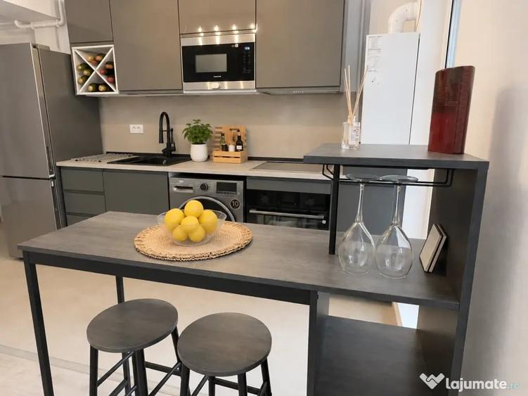 Apartament cu 2 camere decomandat în 13 Septembrie
