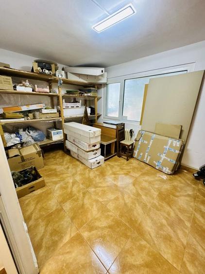 Spațiu comercial, de 62 mp, în Podu Roș