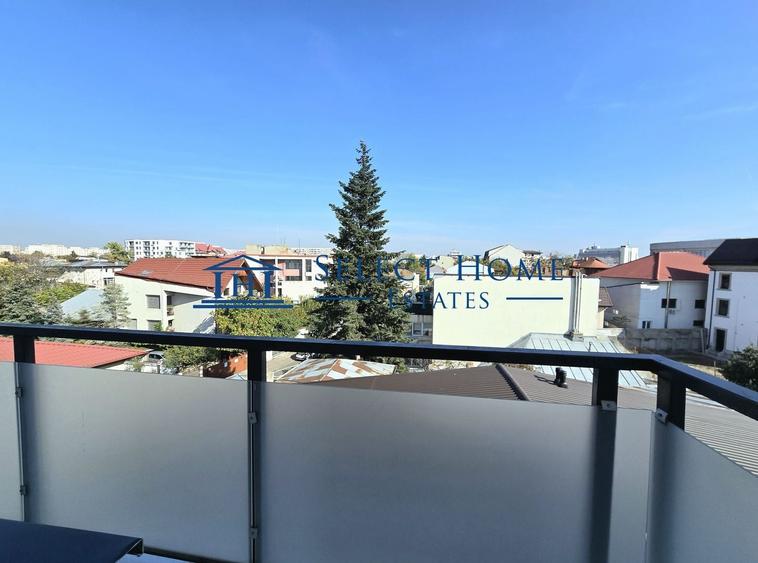 Apartament cu 3 camere decomandat în P-ța Muncii