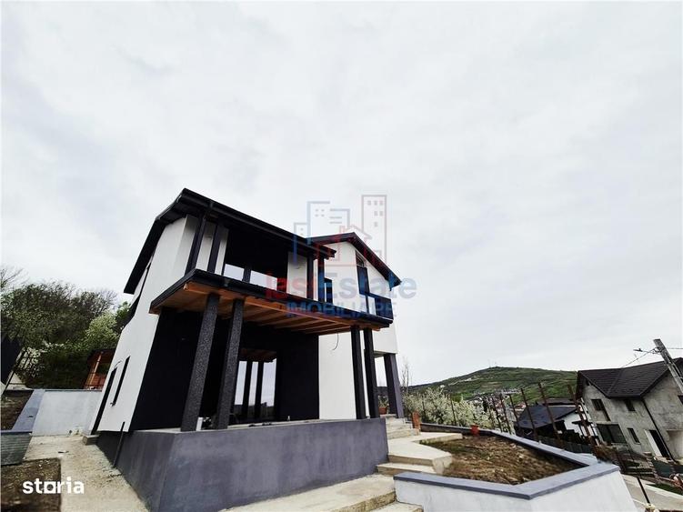 Casă cu 4 camere cu Teren 400 Mp în Tomești