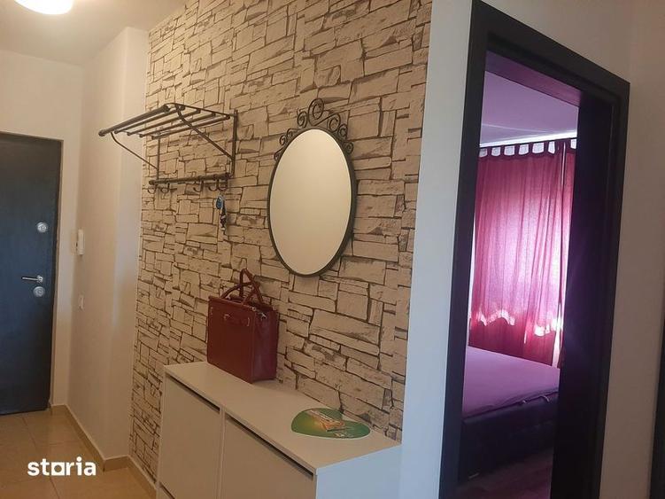 Apartament cu 2 camere decomandat în Titan