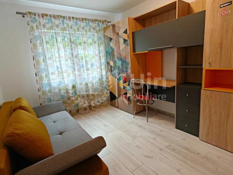 Apartament cu 3 camere decomandat, mobilat în Zorilor