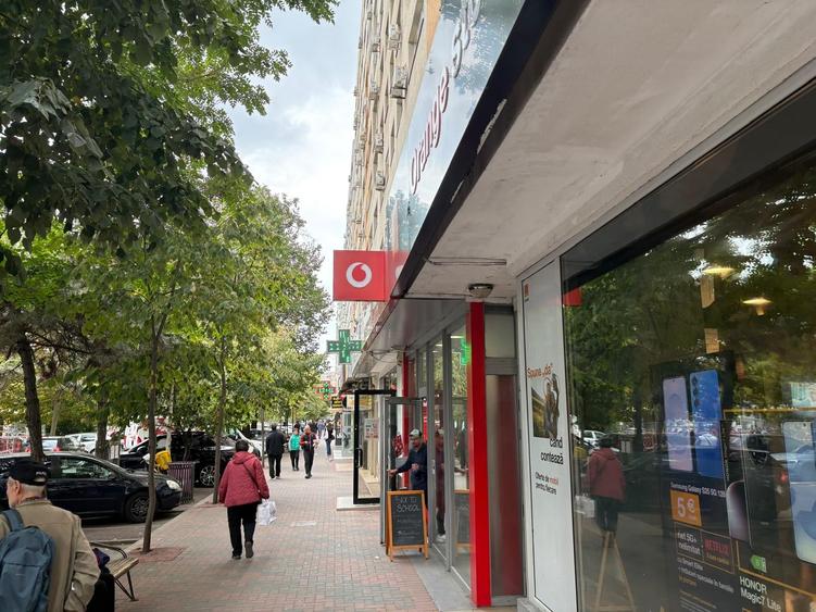 Spațiu comercial, de 50 mp, în P-ța Unirii