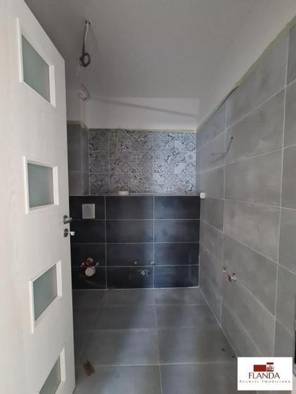 Casă cu 5 camere cu Canalizare în Chiajna
