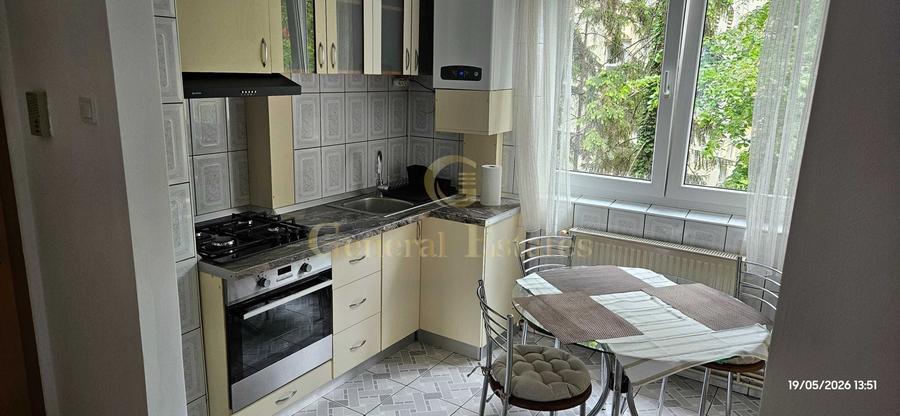 Apartament cu 2 camere decomandat în Centrul Civic