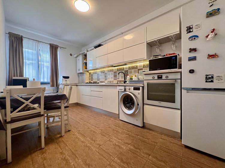 Apartament cu 2 camere semidecomandat, mobilat în Pantelimon