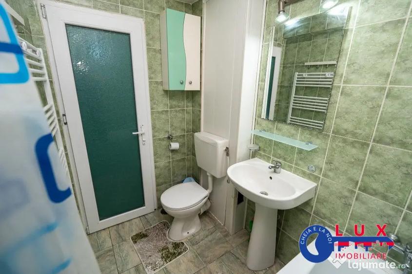 Apartament cu 2 camere decomandat în Faleză