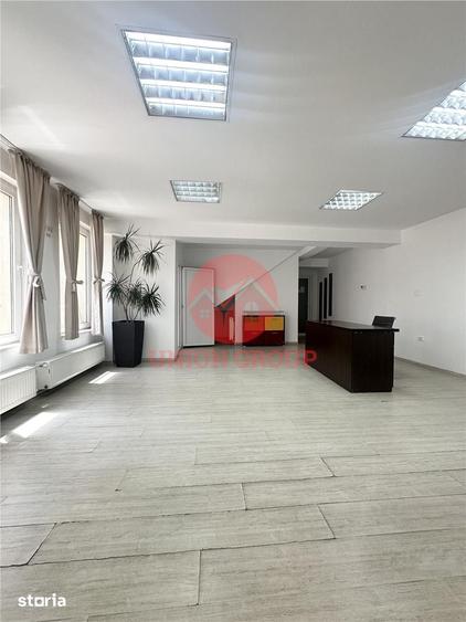 Spațiu comercial, de 200 mp, în Central