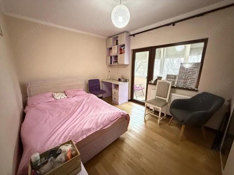 Apartament cu 4 camere decomandat, mobilat în Bucovina