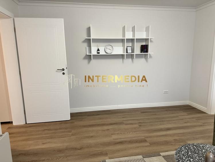 Apartament cu 2 camere semidecomandat, mobilat în Cetate