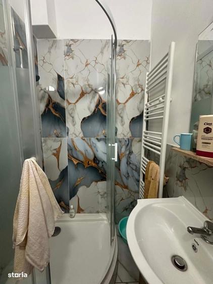 Casă cu 2 camere decomandat în Semicentral