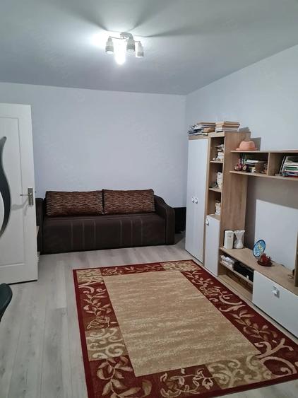 Vand apartament 2 camere , decomandat, 52.94mp, Sector 3, Bucure?ti, Piata 1 Decembrie1918 - 2