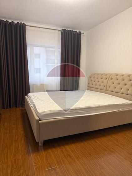 Apartament cu 2 camere semidecomandat, mobilat în Militari