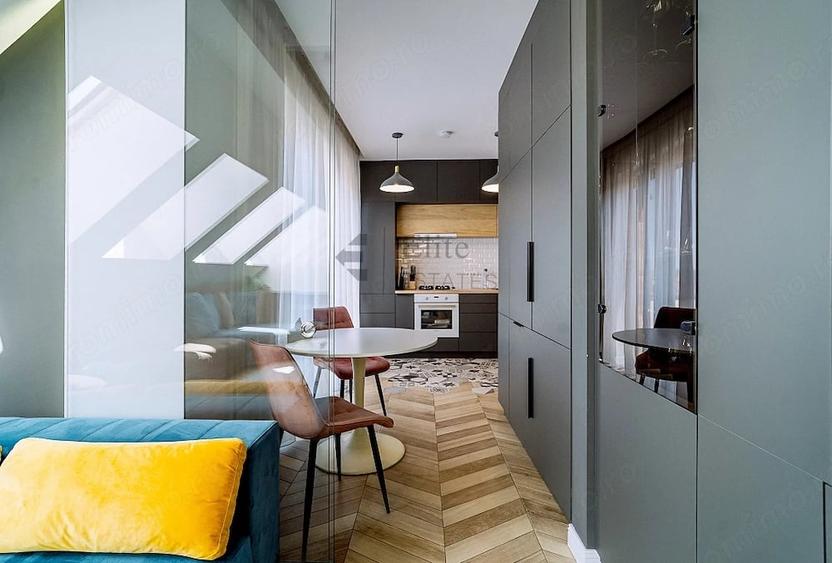 Apartament cu 4 camere în Central