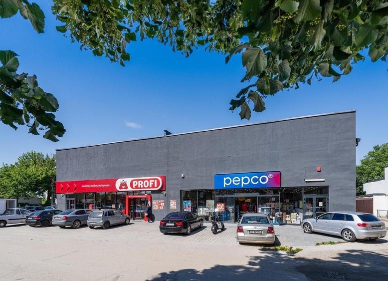 Spațiu comercial, de 1,033 mp, în Central