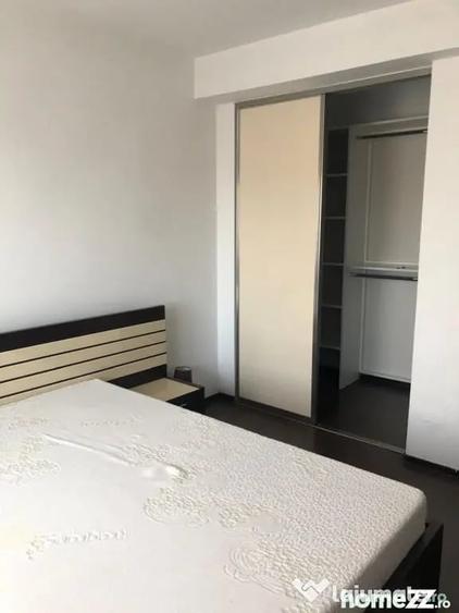 Apartament cu 3 camere decomandat în Giulești